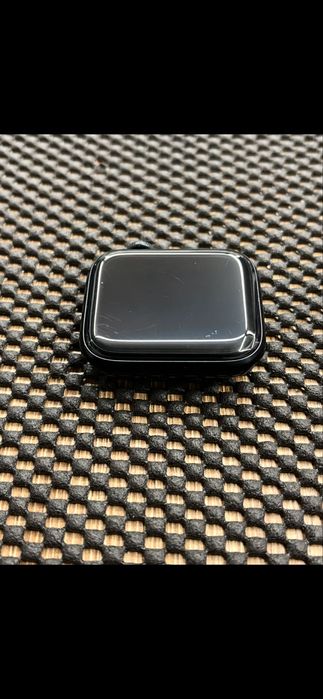 Apple watch SE2 44mm midnight 190$ 140$