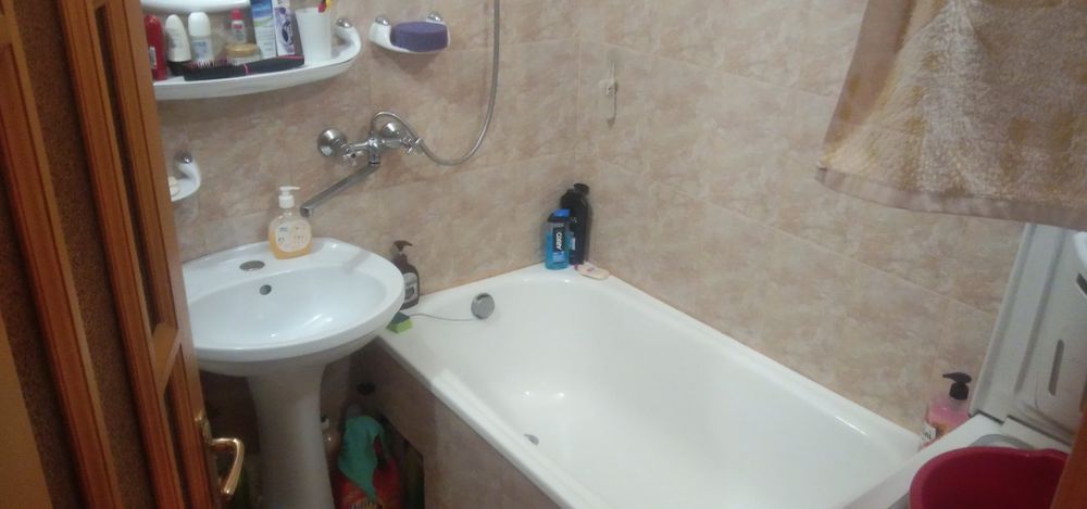 Продам 2х кімнатну квартиру в Хортицькому р-ні.