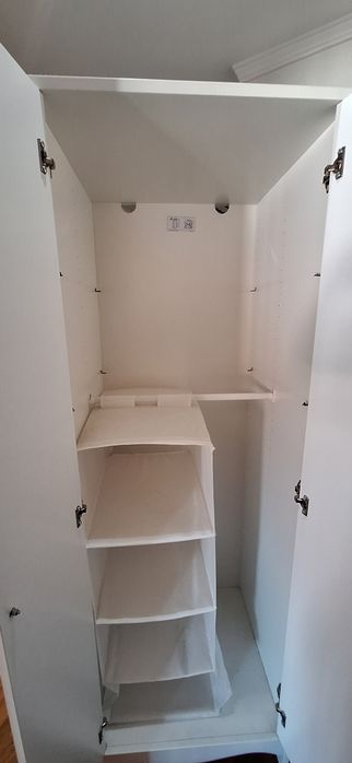 Roupeiro  criança ikea novo