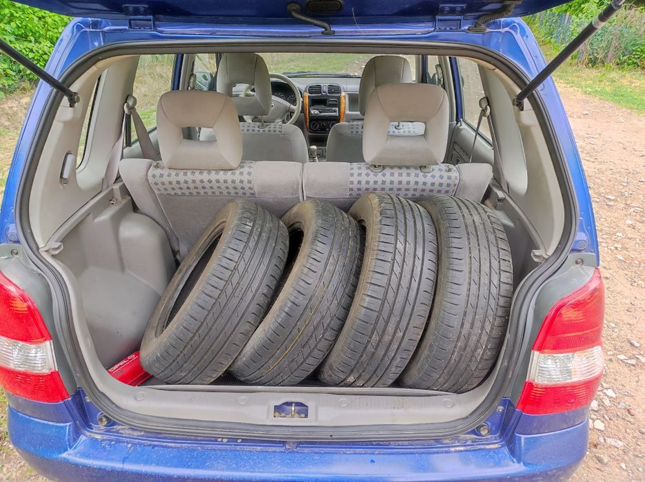 Mazda demio bez rdzy