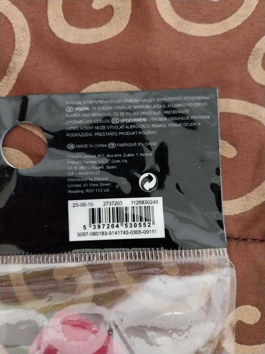 Two makeup sponges, New, sealed64283696745217123