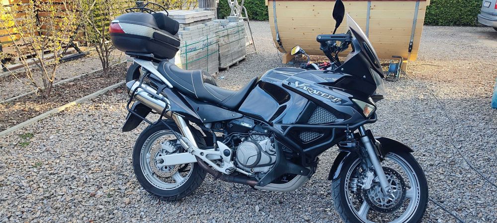 Honda Varadero XL 1000 SD02A 2007r- 825534 km