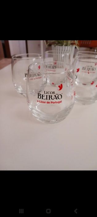 Copos licor beirão