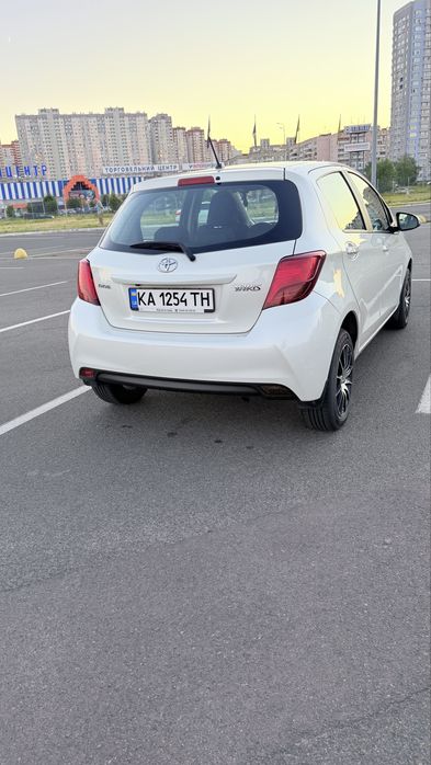 Продам Toyota Yaris