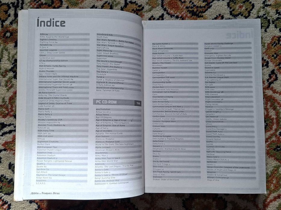 Raro Livro Truques e Dicas para jogos - A Bíblia - 2001