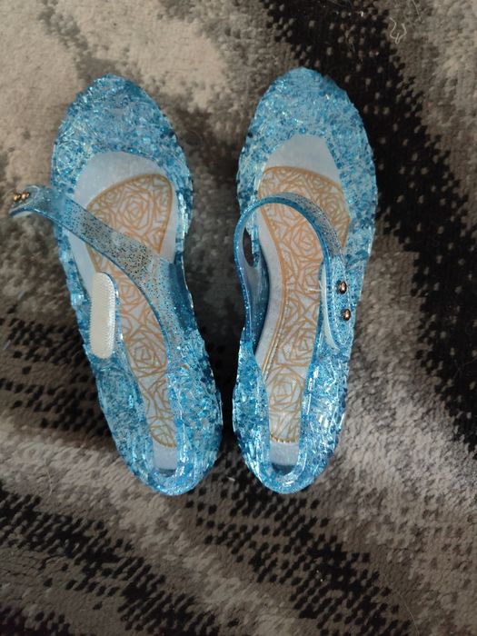 Buty nowe dziecięce rozmiar 35 do stroju karnawałowego