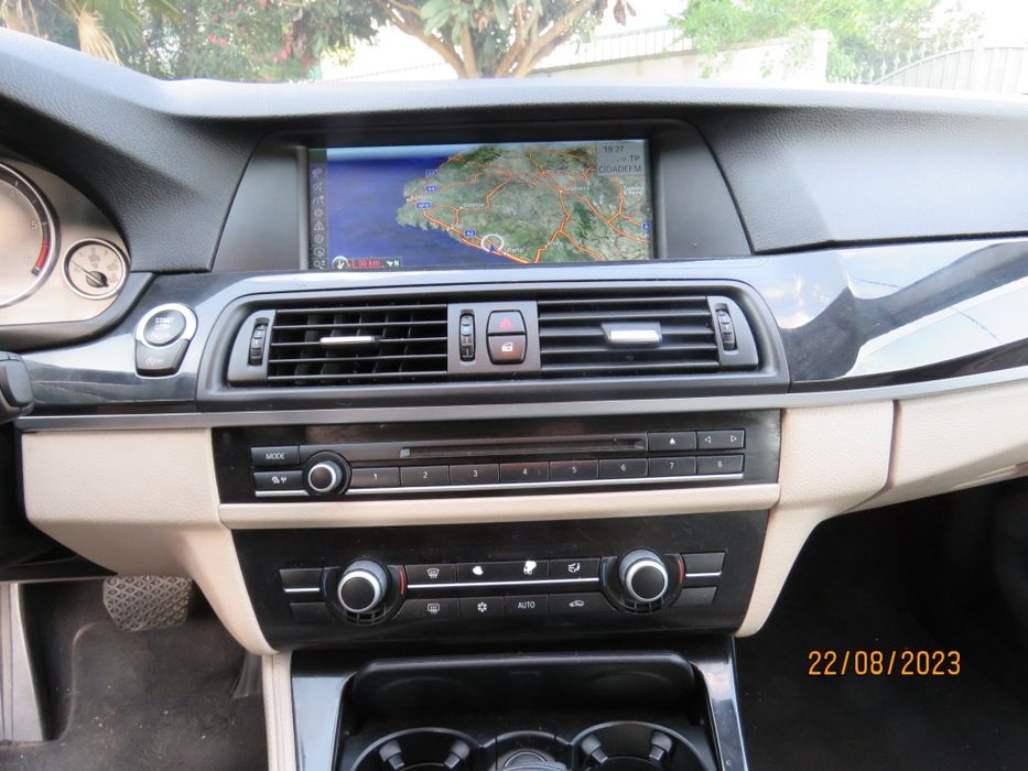 BMW 520 d  Tecto panorâmico