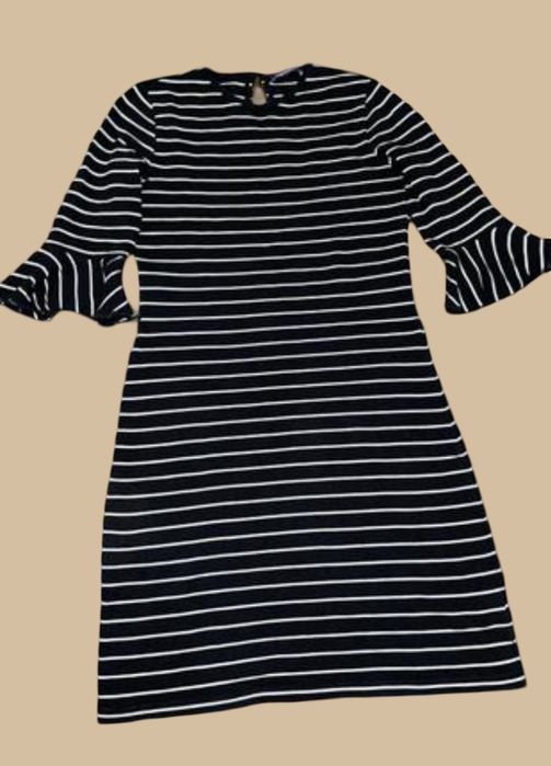 Стильна жіноча сукня