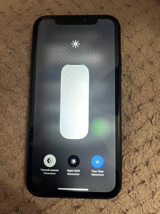 Продам айфон xr на 128гб