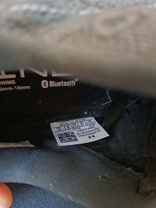 Sneakersy Under Armour bluetooth Performance pod