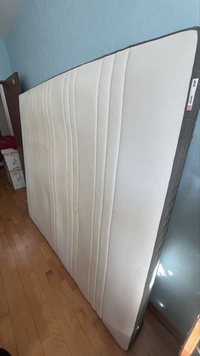 Матрац IKEA HÖVÅG 180 * 200 * 24 см