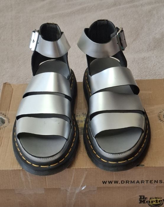 Sandały damskie Dr. Martens skóra lakierowana roz. 41