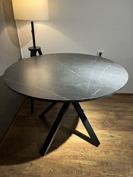 Stół ikea MARIEDAMM imitacja marmuru, 105 cm