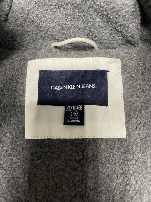 Куртка Calvin Klein пуховик