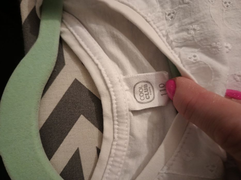 Biała bluzeczka+czerwony sweterek