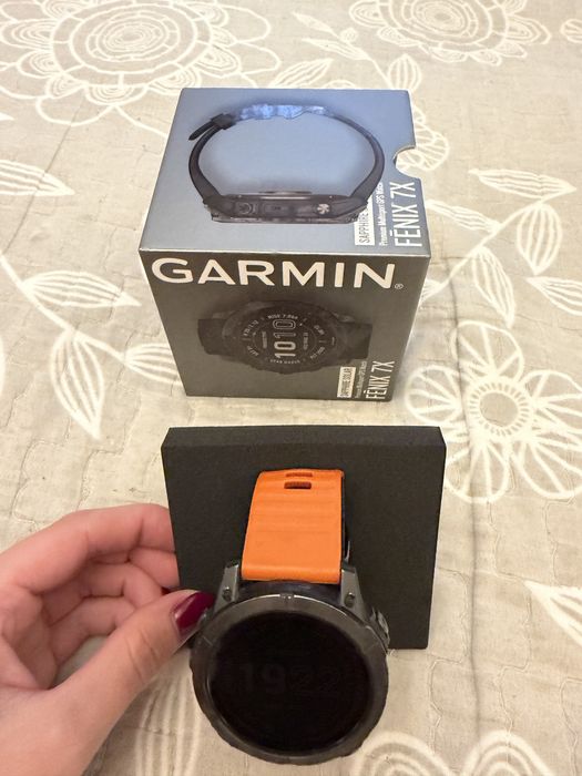 Продам Garmin Fenix 7x Sapphire Solar