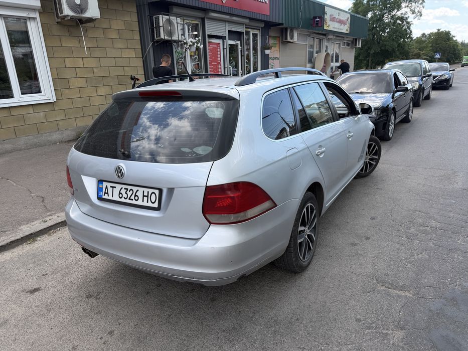 Продам VOLKSWAGEN JETTA в хорошем состоянии