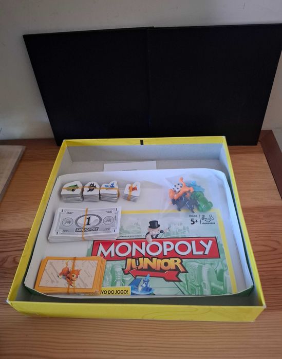 Jogo Monopoly Junior Hasbro Gaming 5+