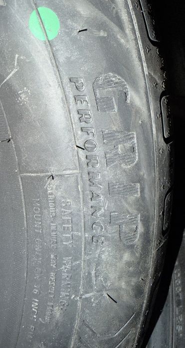 Продам резину 205 55 16 GOODYEAR EFFICIENTGRIP PERFORMANCE