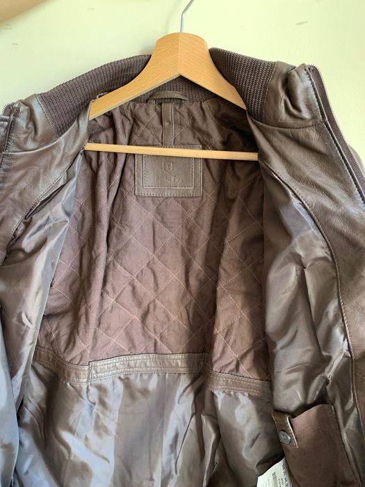 Casaco em pele Suits Inc64752403736067122