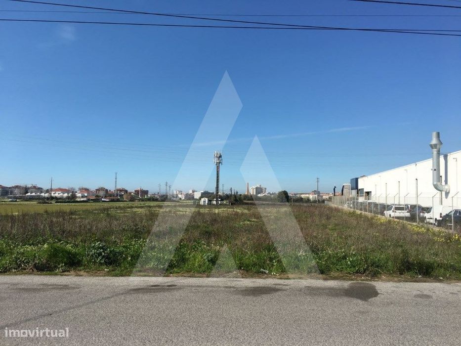 Terreno para construção de Armazém em Aveiro
