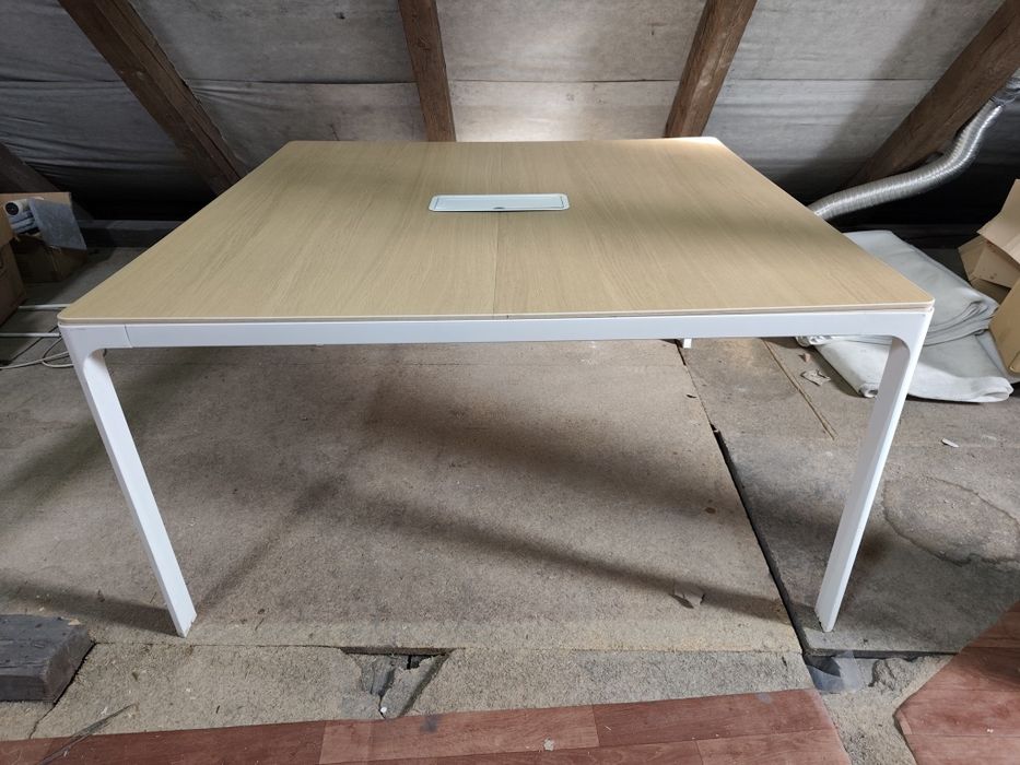 Biurko stół konferencyjny Ikea Nękany 140x140