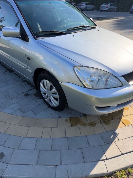 Автомобілів Mitsubishi Lanser 9