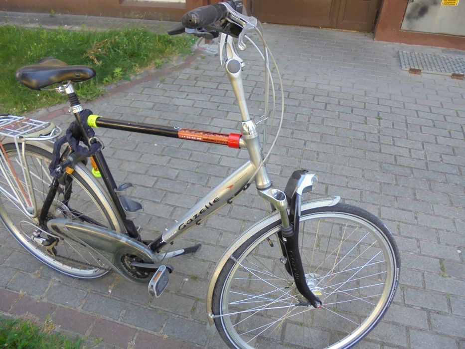 Rower holenderski Gazele Orange koła 28"