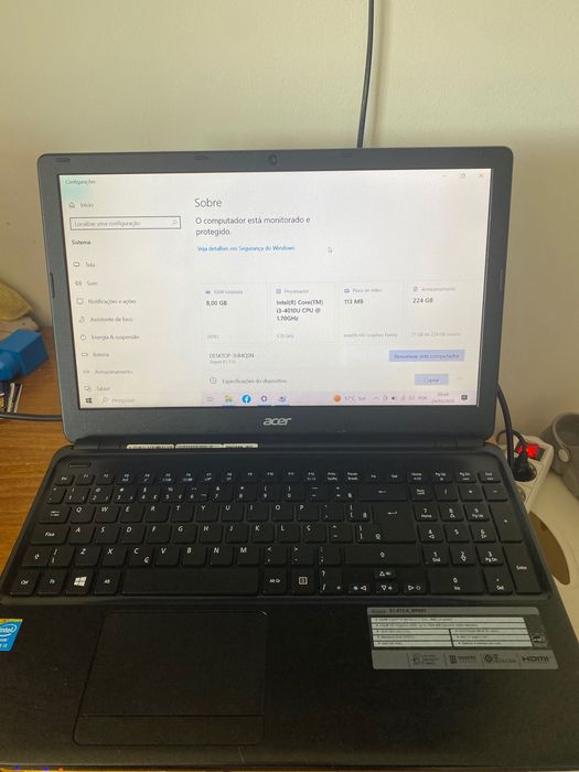 Portátil i3 acer
