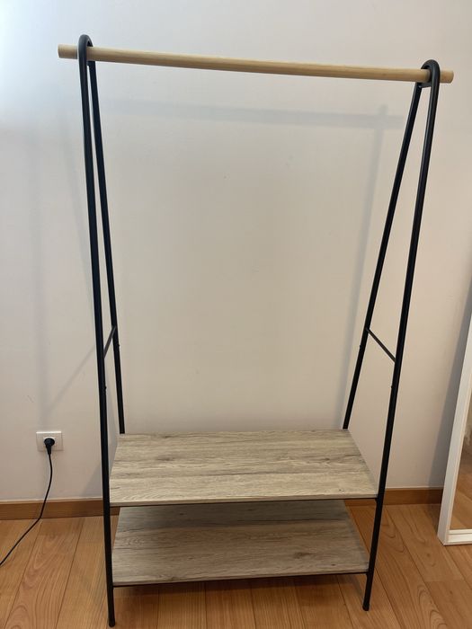 Cavalete com sapateira