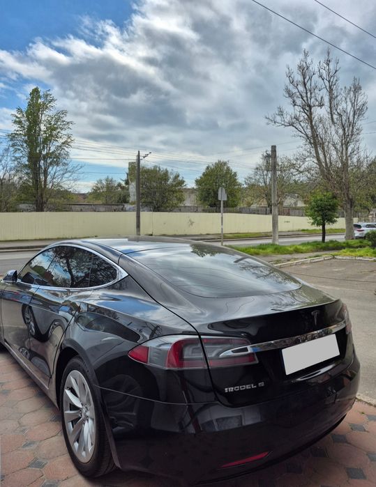 Прокат Тесла аренда Tesla model S 2017. Электрокар