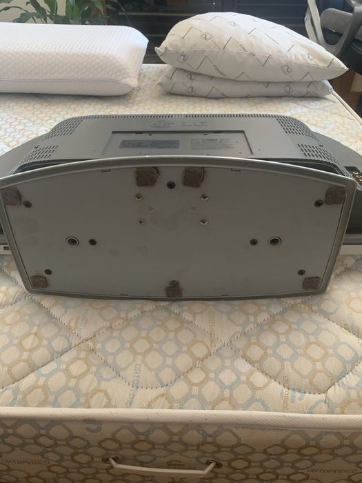 TV LCD LG 23’’ com comando original – Totalmente funcional