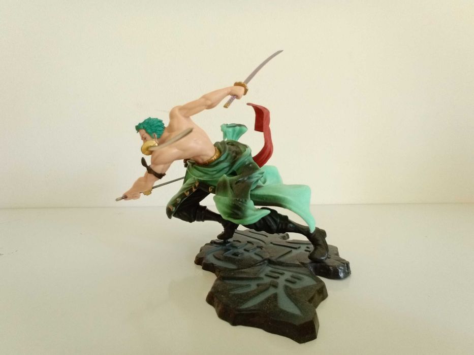 Ronronoa Zoro Figure - One Piece