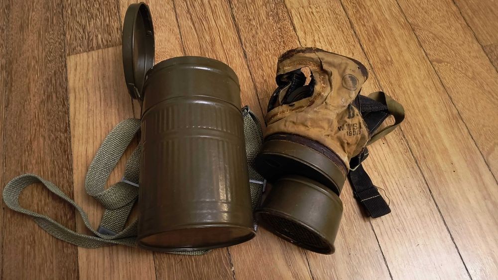 Puszka Polska z maską przeciwgazową z 1930