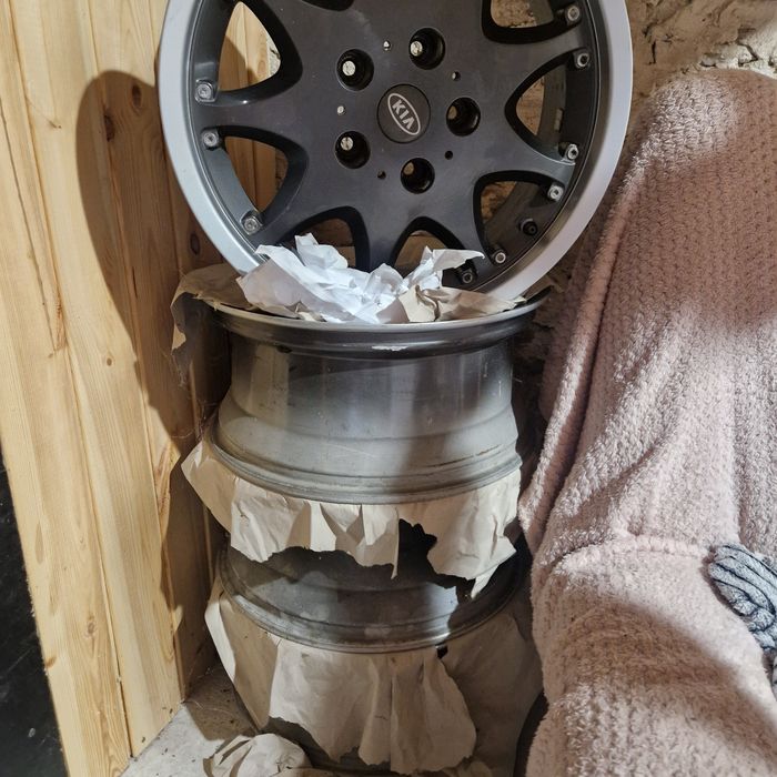 Felgi aluminiowe 19" 8.5J Kia Sorento – komplet 4 szt. – bardzo dobry stan