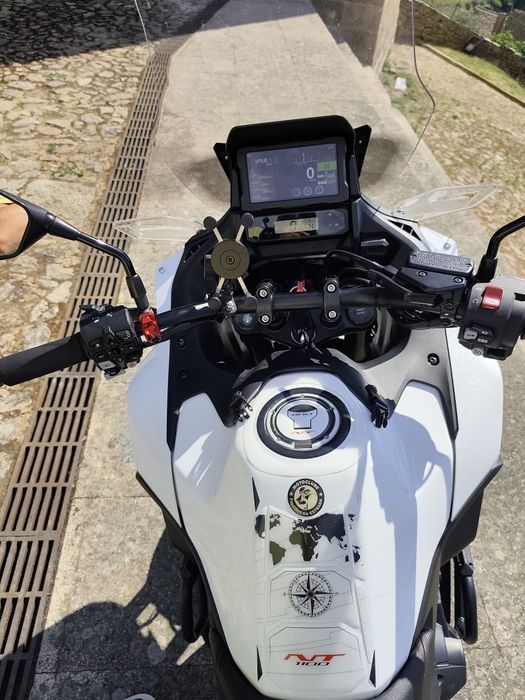 Honda NT 1100 DCT (mudanças automáticas)