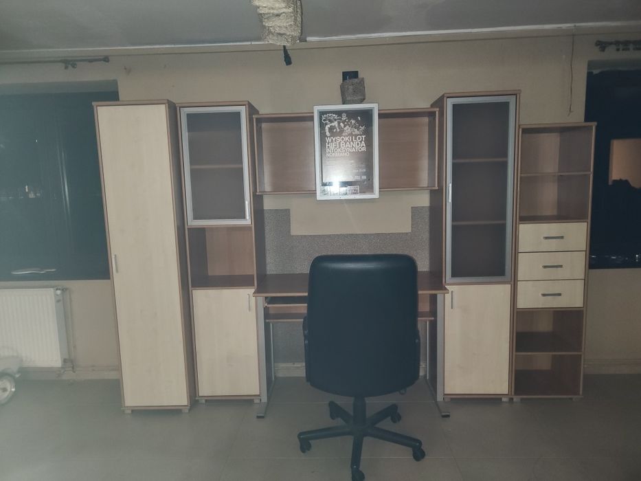 Komplet mebli młodzieżowych