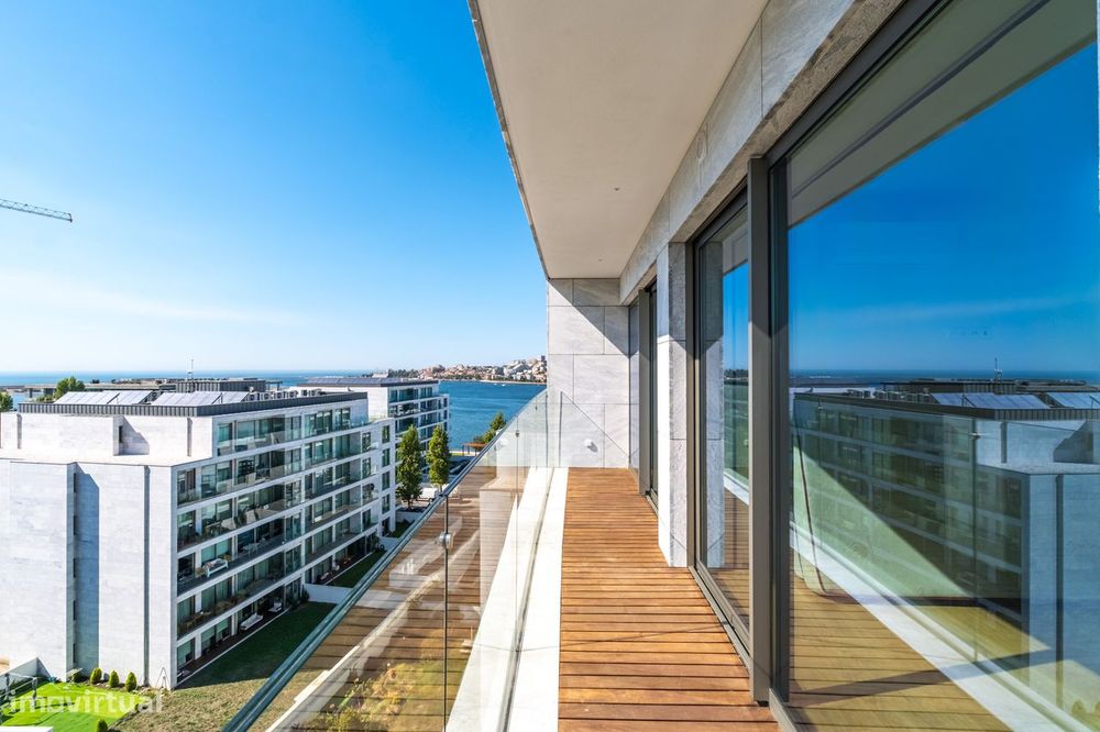T2 com Vista Mar e Rio na Afurada – Para Arrendamento