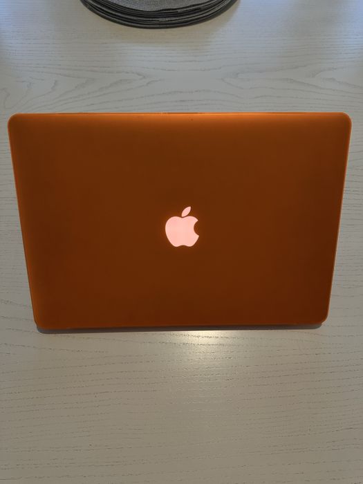 Продається Macbook pro