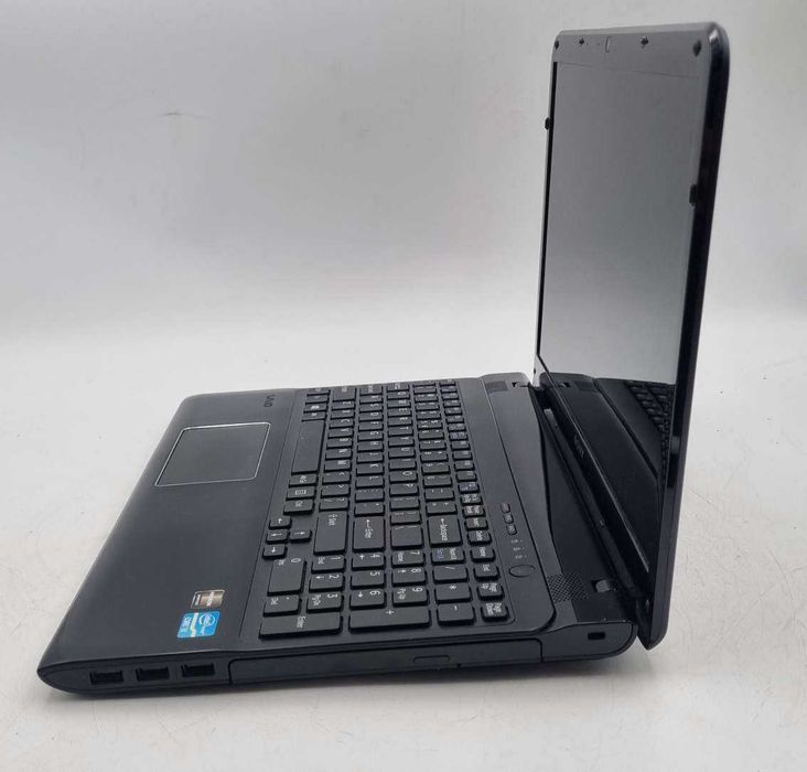 Laptop Sony VAIO 320/4GB Intel Core I3/HDD/WIN10