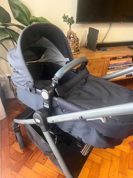 Carrinho bebé Confort