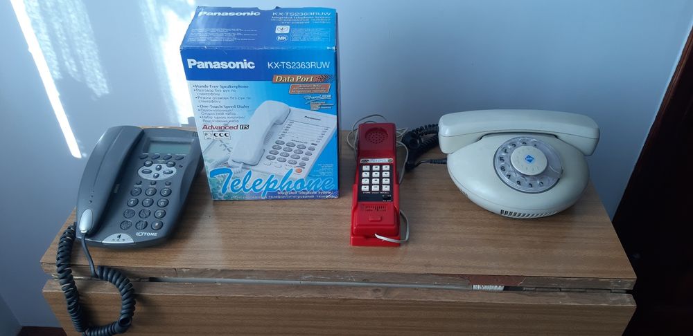 Продам телефони!