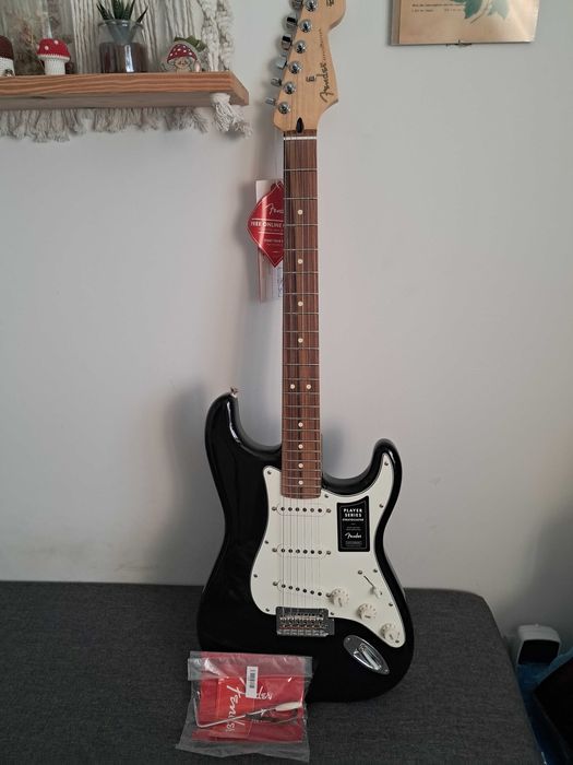 Nowa gitara elektryczna Fender Player Stratocaster Pao Ferro Black