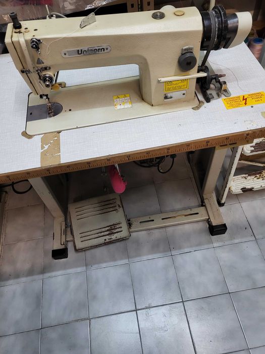 Máquina costura industrial