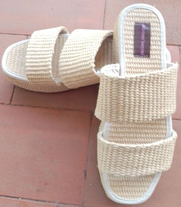 Sandálias   ráfia