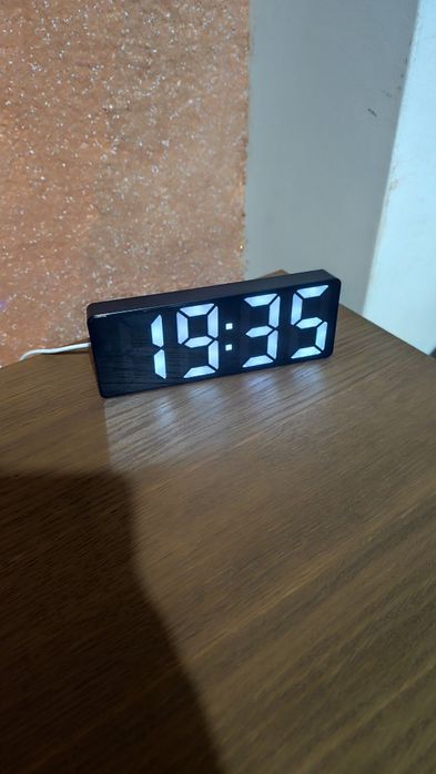 Relógio de Mesinha de Cabeceira 5 Modos