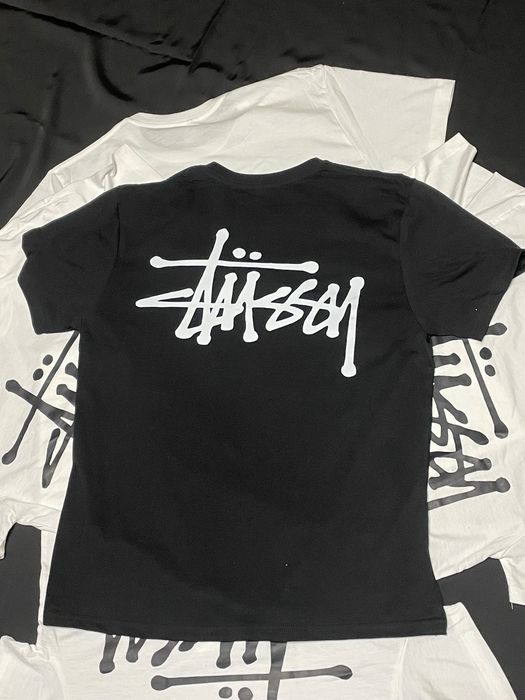 футболки: stussy