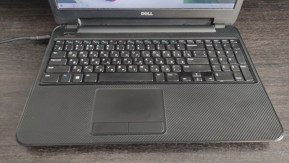 15,6" Ноутбук Dell Inspiron 3521