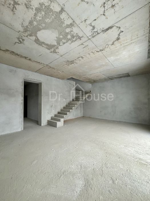 Продаж котеджів у с. Конопниця — всього 7 хвилин до Львова