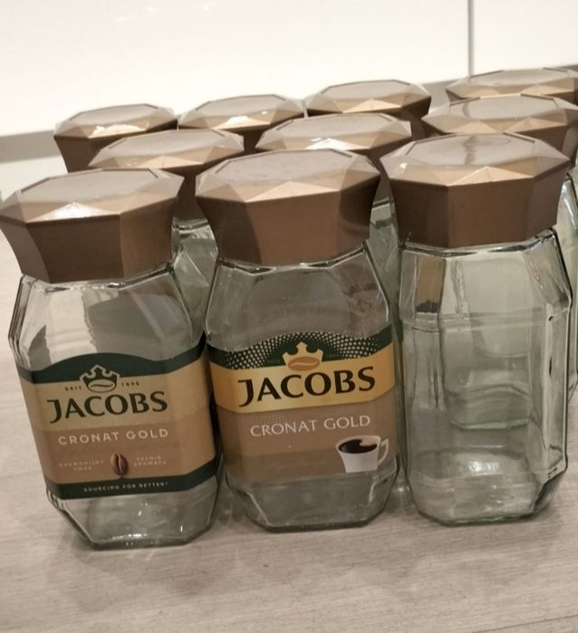 Zestaw 10 dużych słoików po kawie Jacobs